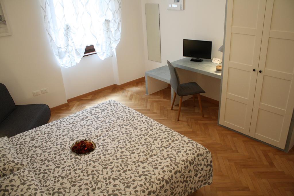 Casa Mia - No Reception Bed & Breakfast Trento Phòng bức ảnh